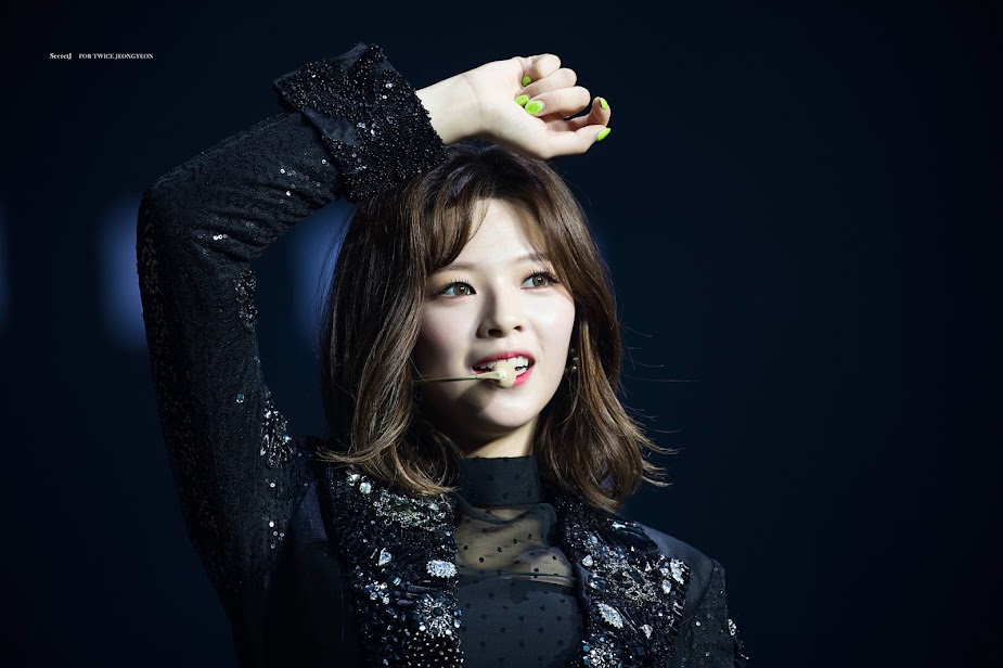 jeongyeon before and after