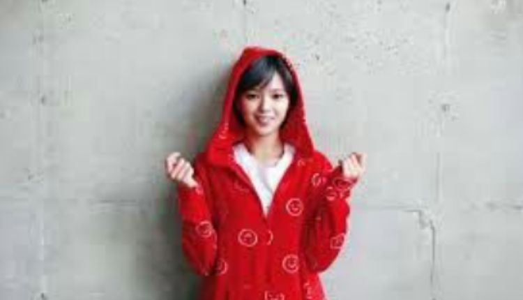 Jeongyeon Knock Knock